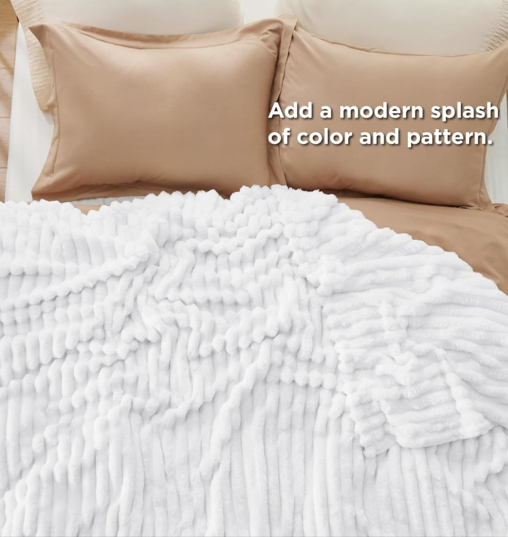 Throw Blanket for Couch - GentleSoft Cozy Soft Blankets for Women, Cute Small Fleece Throws for Girls