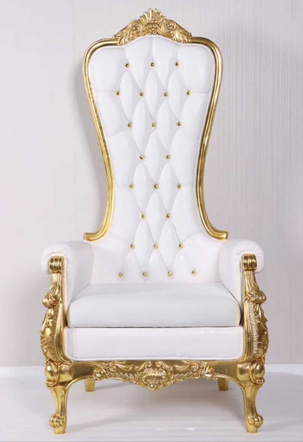 Throne Chair for royalty only ✨️  3 options to choose from