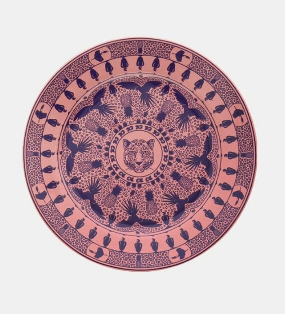 Porcelain 20-piece Dinnerware Set, Service for 4 Absolutely Stunning pieces in 3 color options