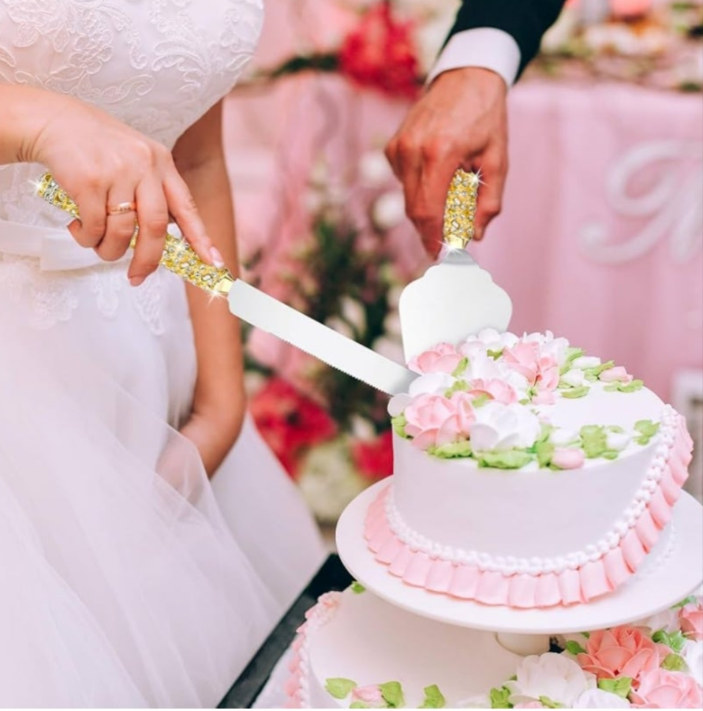 4 Pcs Wedding Cake Knife and Champagne Flutes Server Set, Toasting Crystal Rhinestone Champagne Flutes Glasses Cake Knife Pie Server Wedding Gifts for Couple Bride Groom (Rose Gold,Elegant)