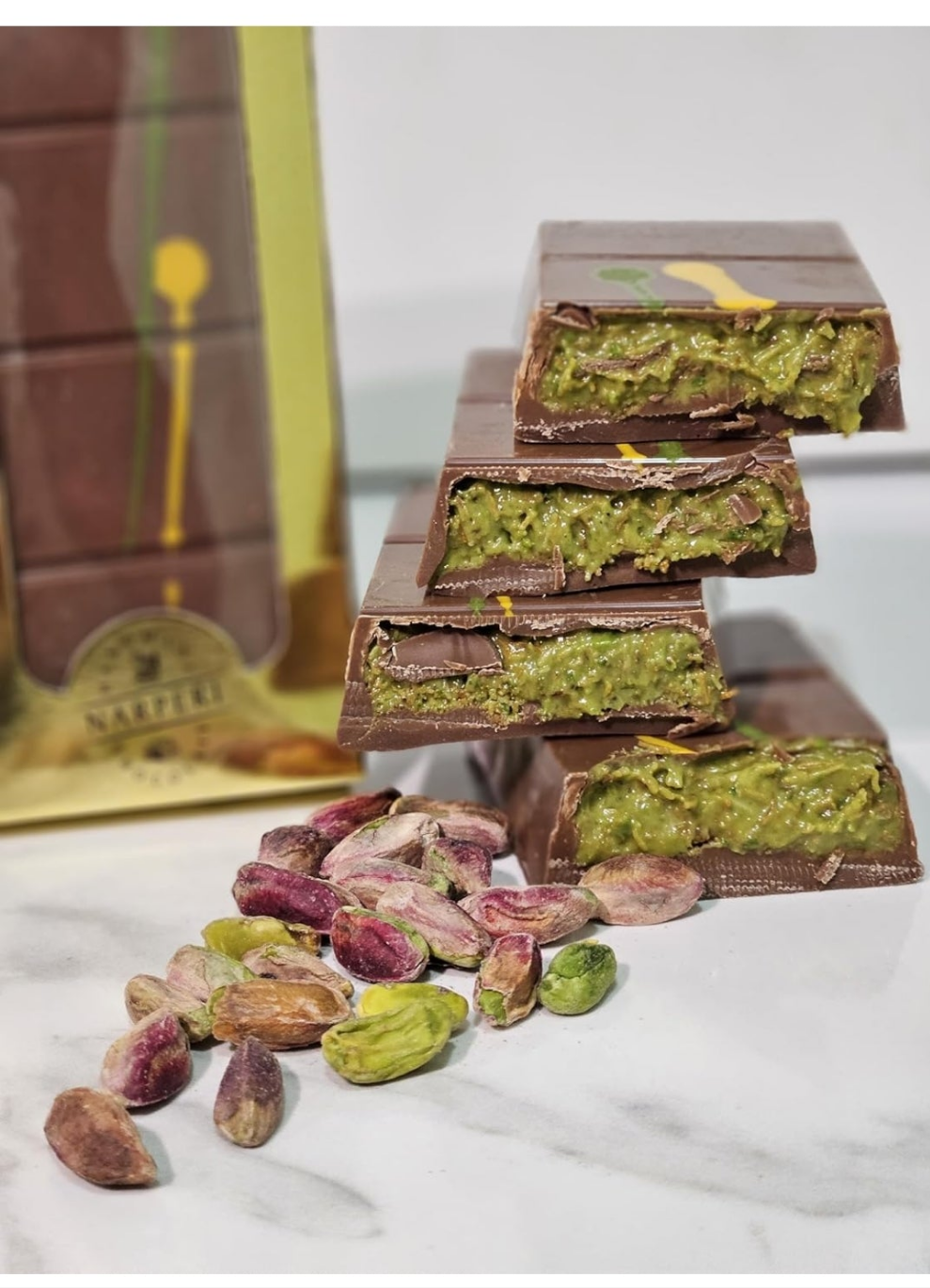 Dubai Chocolate Bar Pistachio I Viral Knafeh Chocolate Bar with Pistachio Cream and Kataifi, 3.5 oz Handmade Luxury
