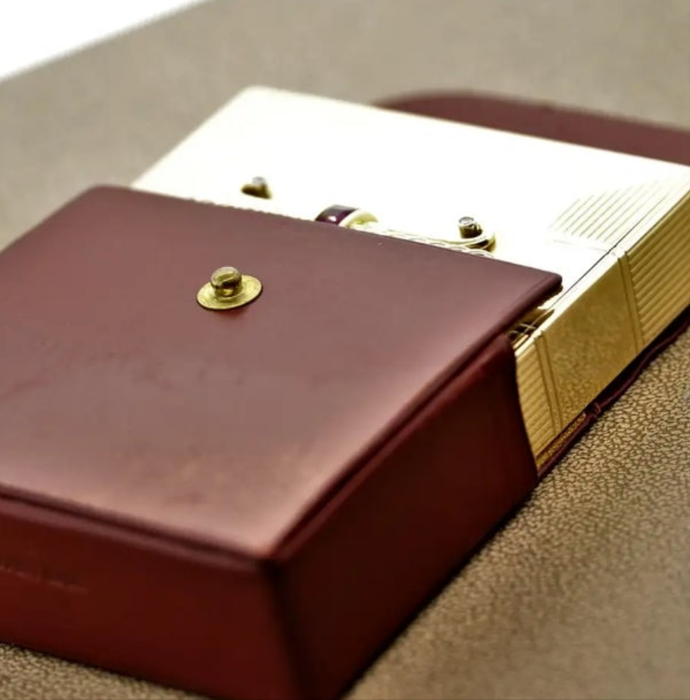 Tiffany & Co. Ruby Diamond Gold Compact Powder CaseGold,14k Gold,Yellow Gold diamond ruby