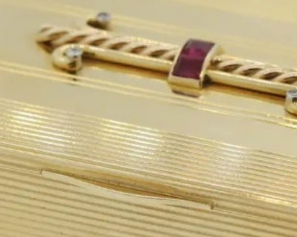 Tiffany & Co. Ruby Diamond Gold Compact Powder CaseGold,14k Gold,Yellow Gold diamond ruby