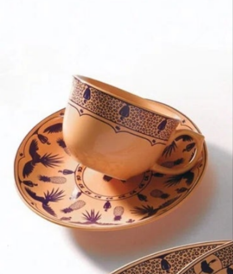Porcelain 20-piece Dinnerware Set, Service for 4 Absolutely Stunning pieces in 3 color options