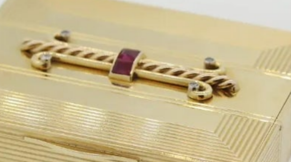 Tiffany & Co. Ruby Diamond Gold Compact Powder CaseGold,14k Gold,Yellow Gold diamond ruby