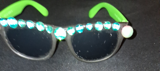 COCOMONEY GLASSES 1 OF A KIND CUSTOM SUN GLASSES PLASTIC 🕶 comes with free gifts 🎁