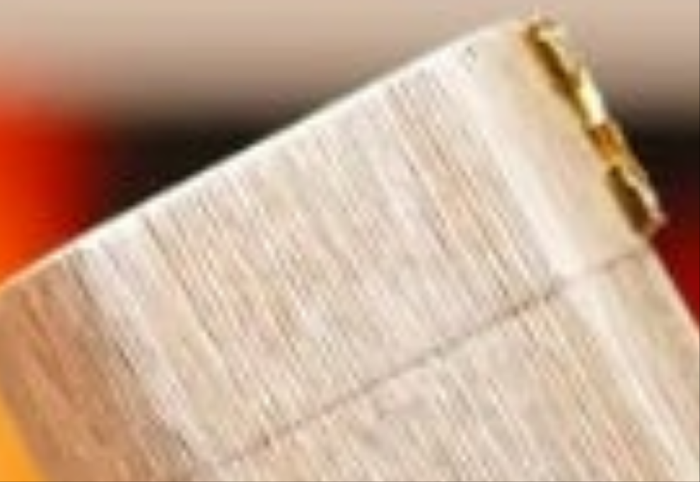 Cartier Solid 925 Sterling iconic Double C solid 18k with 16 Natural Cartier Diamond16 Natural Cartier Diamond Set Lighter
Vintage 1970 Extremely Rare Cartier Solid 925 Sterling Double C solid 18k with 16 Natural Cartier Diamond Set Lighter