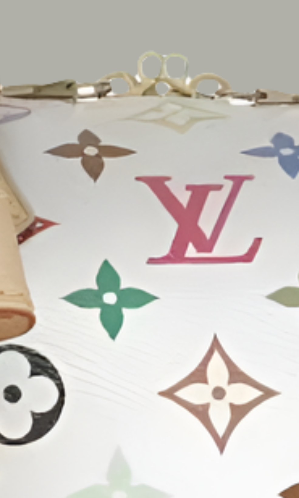 Louis Vuitton LV Trainer
Takashi Murakami White