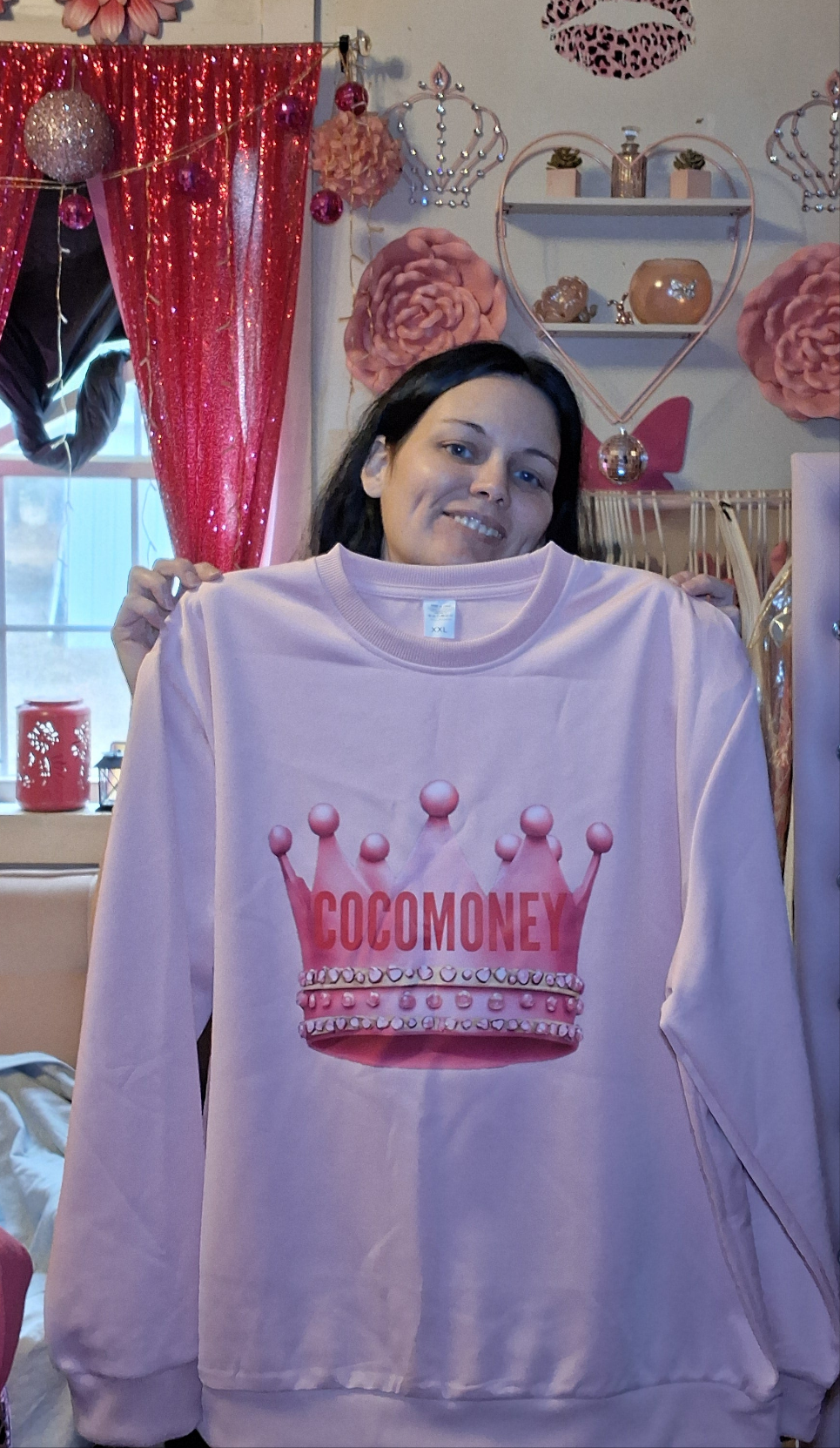 COCOMONEY QUEEN PRINT SWEATER go up 1 size as measurements are 1 size off