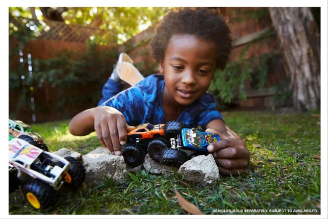 The Hot Wheels Monster Trucks Demolition Doubles pack doubles the action with two Monster Trucks ready to square off in head-to-head battles! Each of the two die-cast vehicles is 1:64 scale and features the giant wheels and big personalities kids 3 years