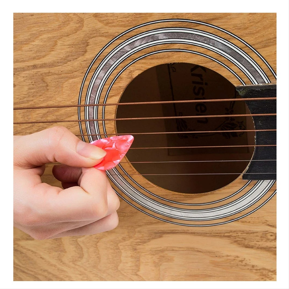 Guitar picks 3 pack random colors