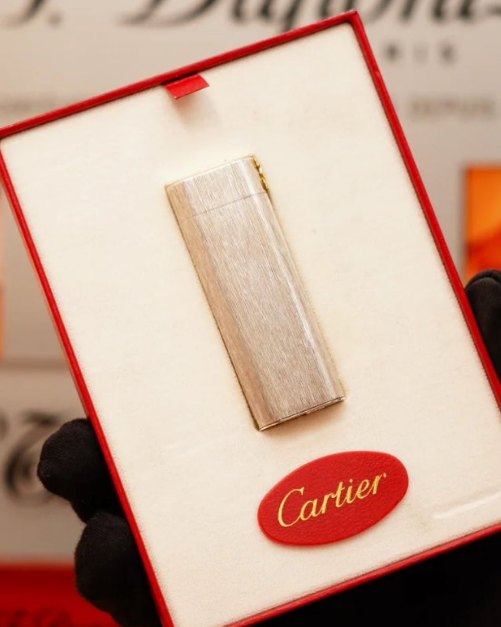 Cartier Solid 925 Sterling iconic Double C solid 18k with 16 Natural Cartier Diamond16 Natural Cartier Diamond Set Lighter
Vintage 1970 Extremely Rare Cartier Solid 925 Sterling Double C solid 18k with 16 Natural Cartier Diamond Set Lighter
