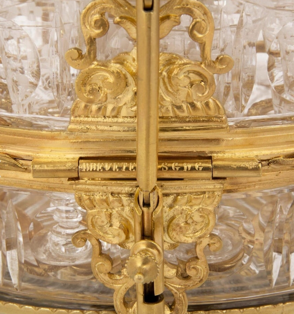 A French 19th century Belle Époque period Baccarat crystal Cave à Liqueur with glasses and decanters