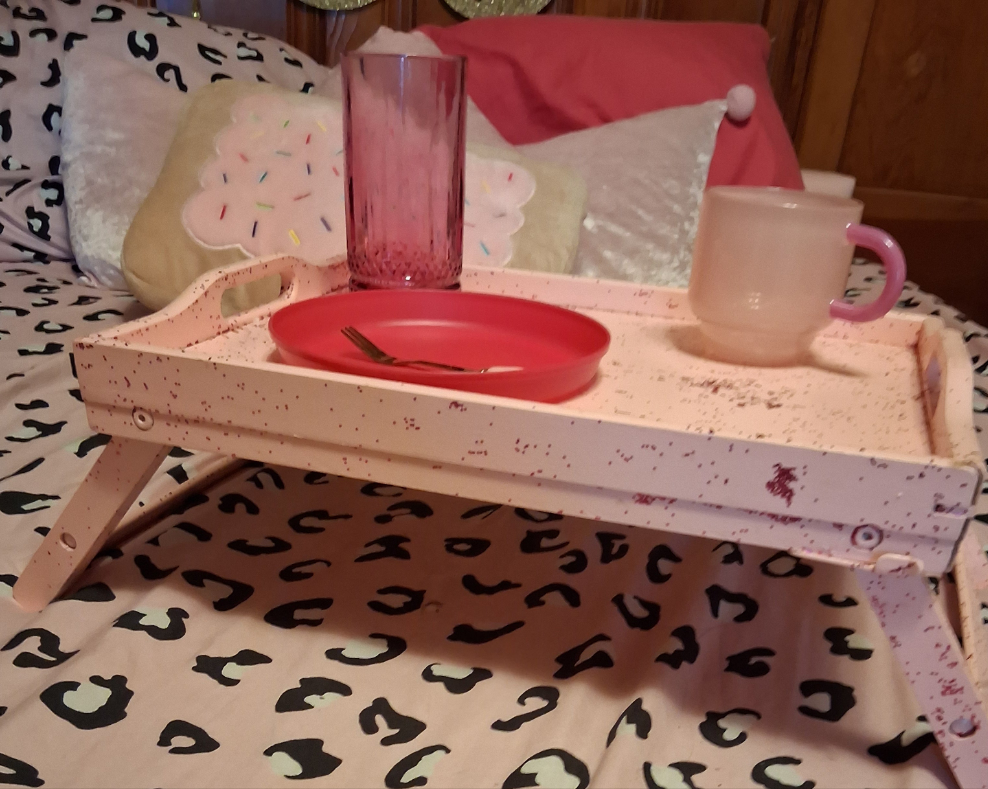 Pink food tray with glitter custom paint color wood with leg lock