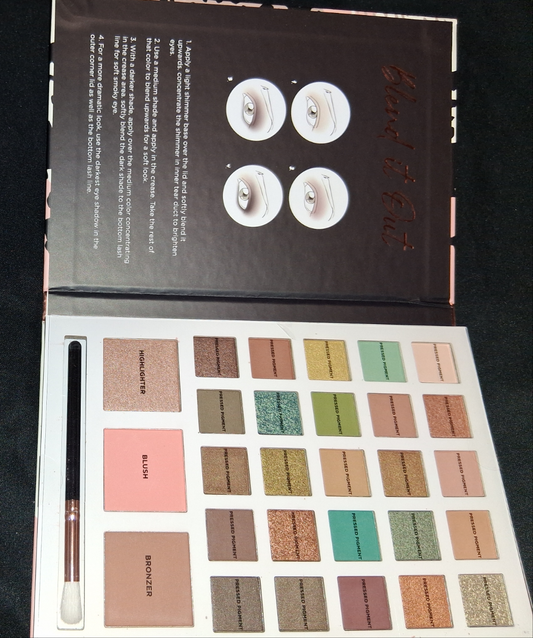 Eyeshadow pallet