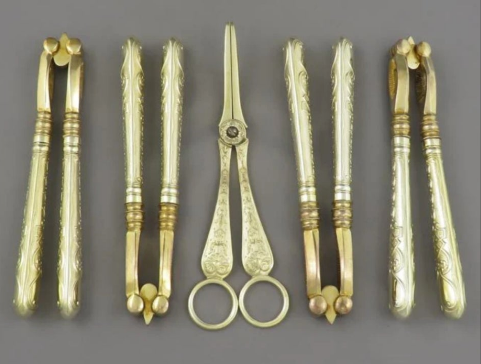 Elizabethan Pattern Silver Gilt Flatware Service for 18