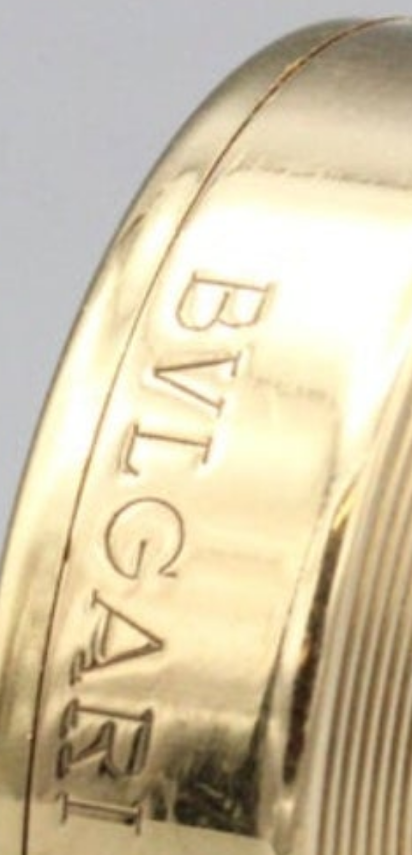 19k Gold Bulgari Vintage 18k Yellow Gold Gas Lighter