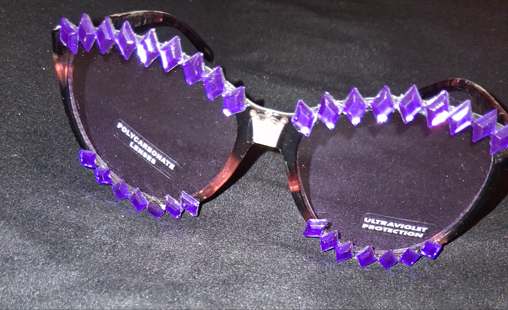 COCOMONEY GLASSES 1 OF A KIND CUSTOM SUN GLASSES PLASTIC 🕶 comes with free gifts 🎁