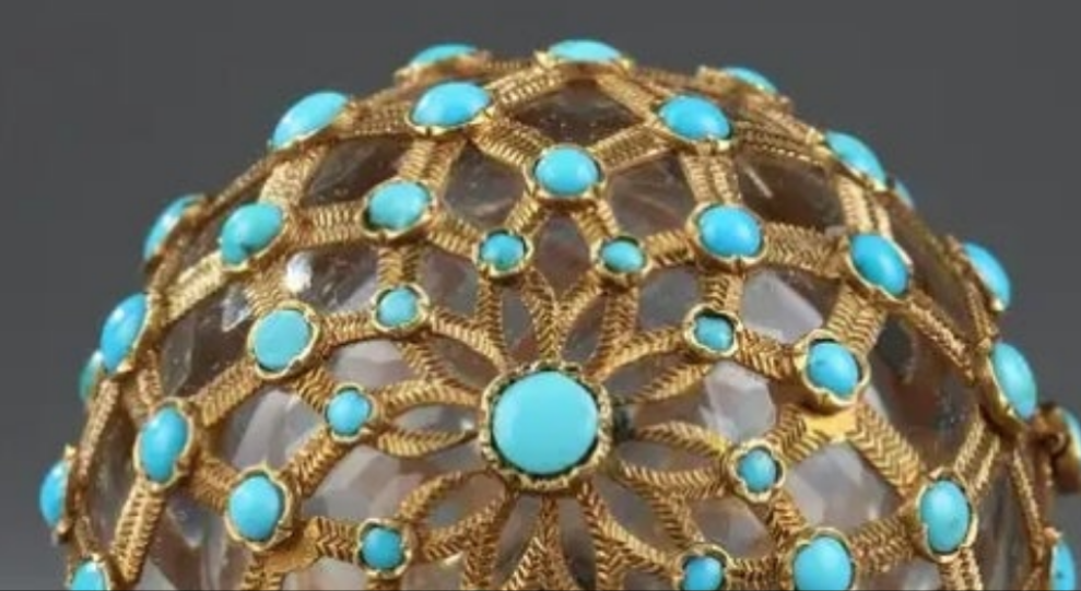 Gold, Crystal and Turquoise Perfume Flask Restauration Period 18k Gold