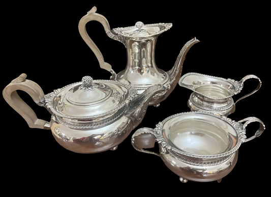 Important English Sterlilng Silver tea and coffee set by Mappin & Webb