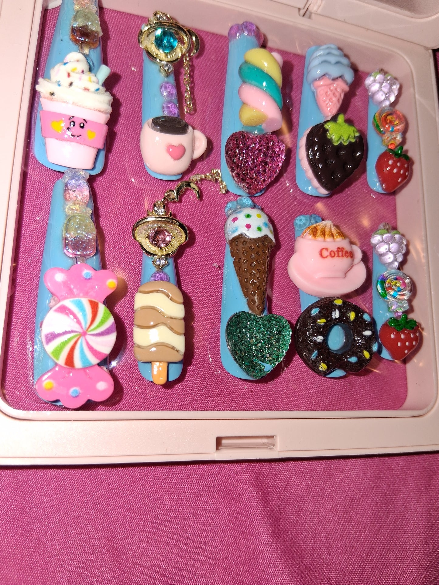 COCOMONEY NAILS CUSTOM 1 OF 1 GLUE ON PRESS ON COMES WITH FREE GIFTS #p4