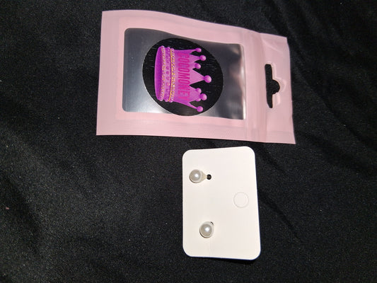 COCOMONEY EARRINGS BEAUTY AND ELEGANCE POSSIBLE MATERIALS PLASTIC RESIN METAL