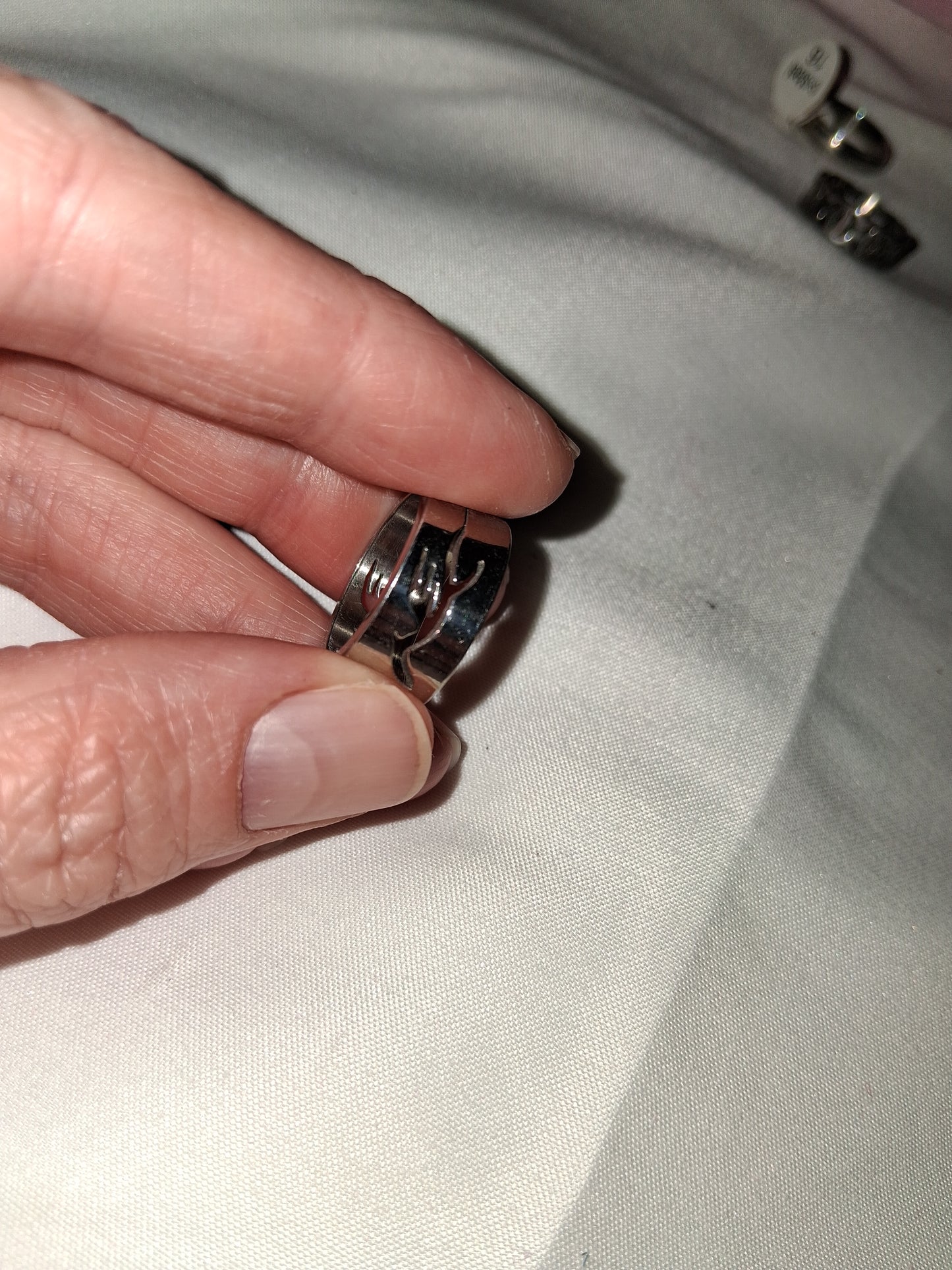 Unisex stainless steel ring size 6 COCOMONEY