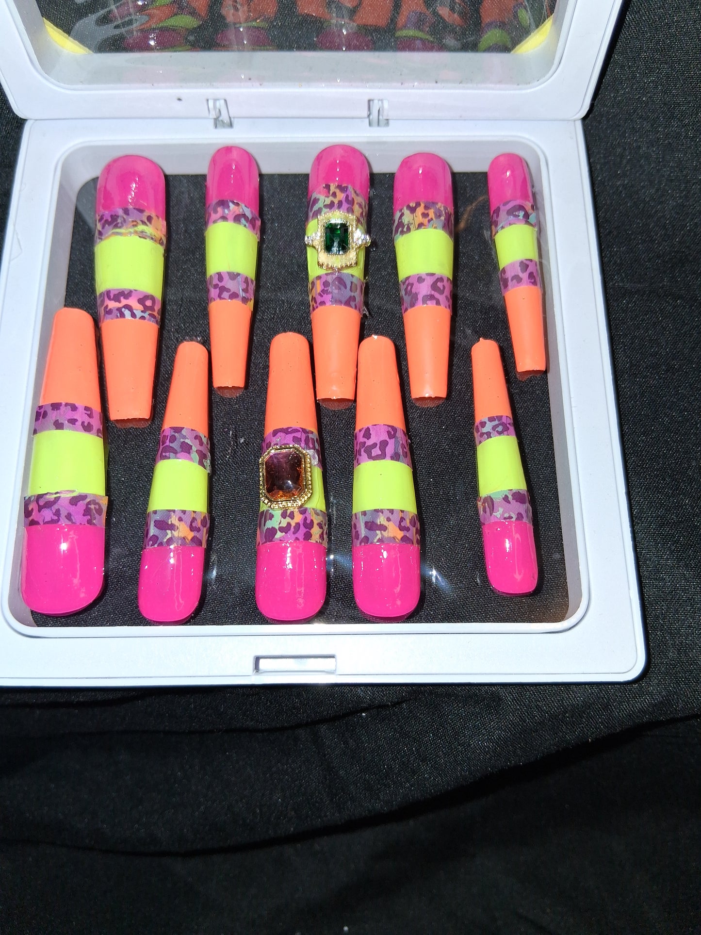COCOMONEY NAILS CUSTOM 1 OF 1 GLUE ON PRESS ON COMES WITH FREE GIFTS #o74