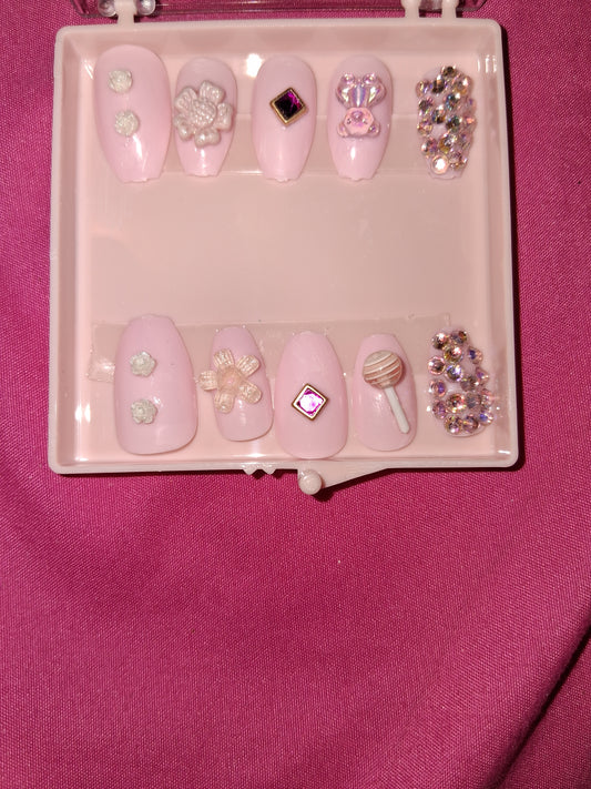 COCOMONEY NAILS CUSTOM 1 OF 1 GLUE ON PRESS ON COMES WITH FREE GIFTS #b55