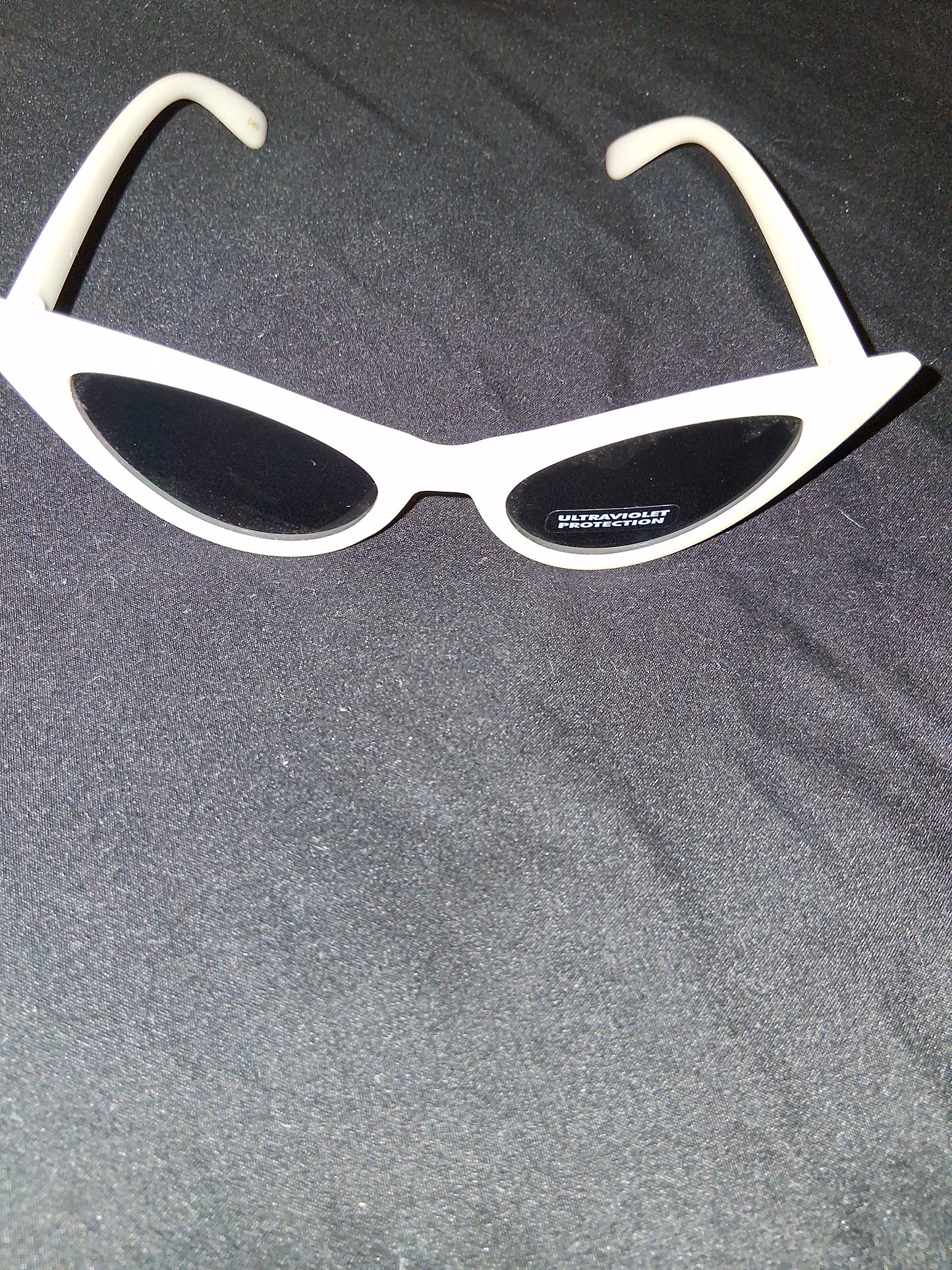 COCOMONEY GLASSES SUN GLASSES PLASTIC 🕶 comes with free gifts 🎁