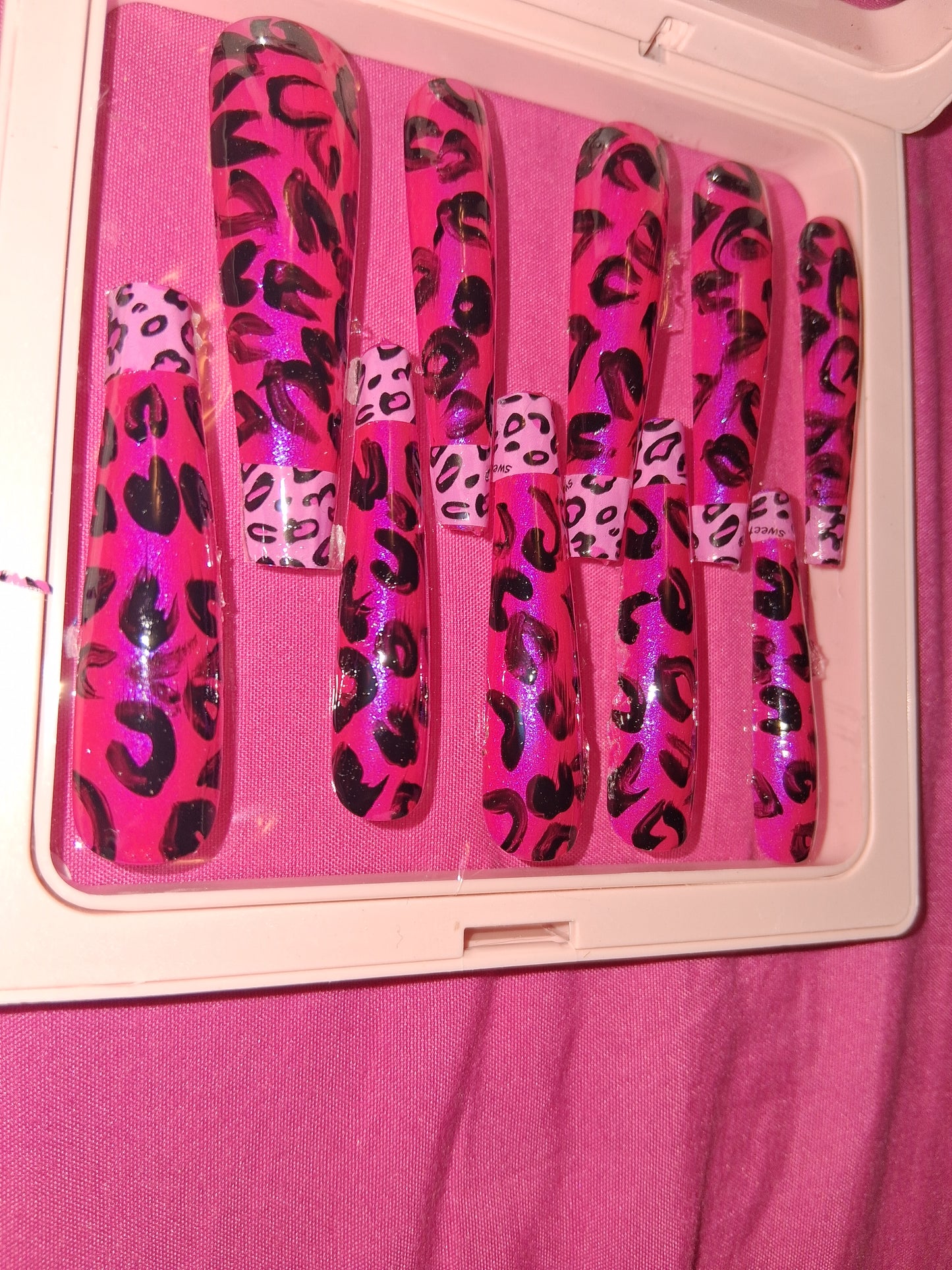 COCOMONEY NAILS CUSTOM 1 OF 1 GLUE ON PRESS ON COMES WITH FREE GIFTS #o43