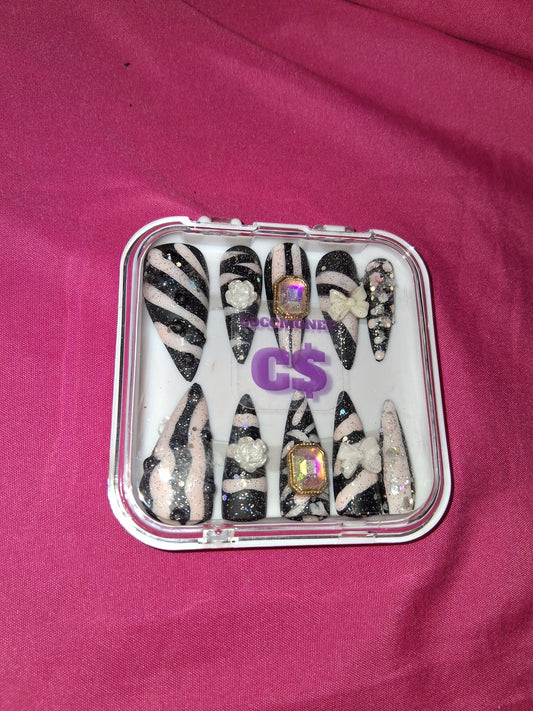 COCOMONEY NAILS CUSTOM 1 OF 1 GLUE ON PRESS ON COMES WITH FREE GIFTS #b80