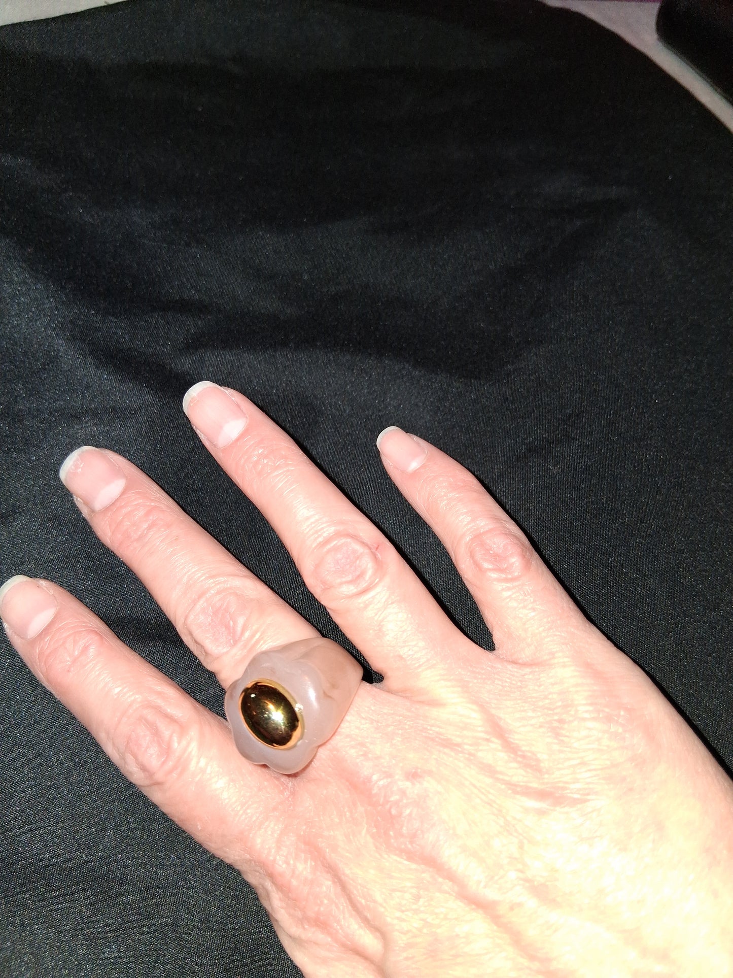 Cocomoney ring resin costume jewelry size 8