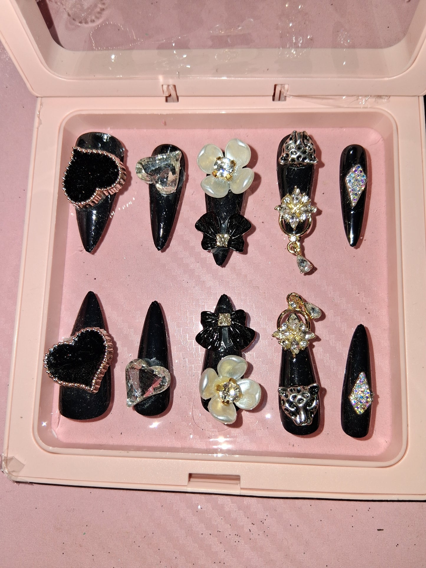 COCOMONEY NAILS CUSTOM 1 OF 1 GLUE ON PRESS ON COMES WITH FREE GIFTS #o59