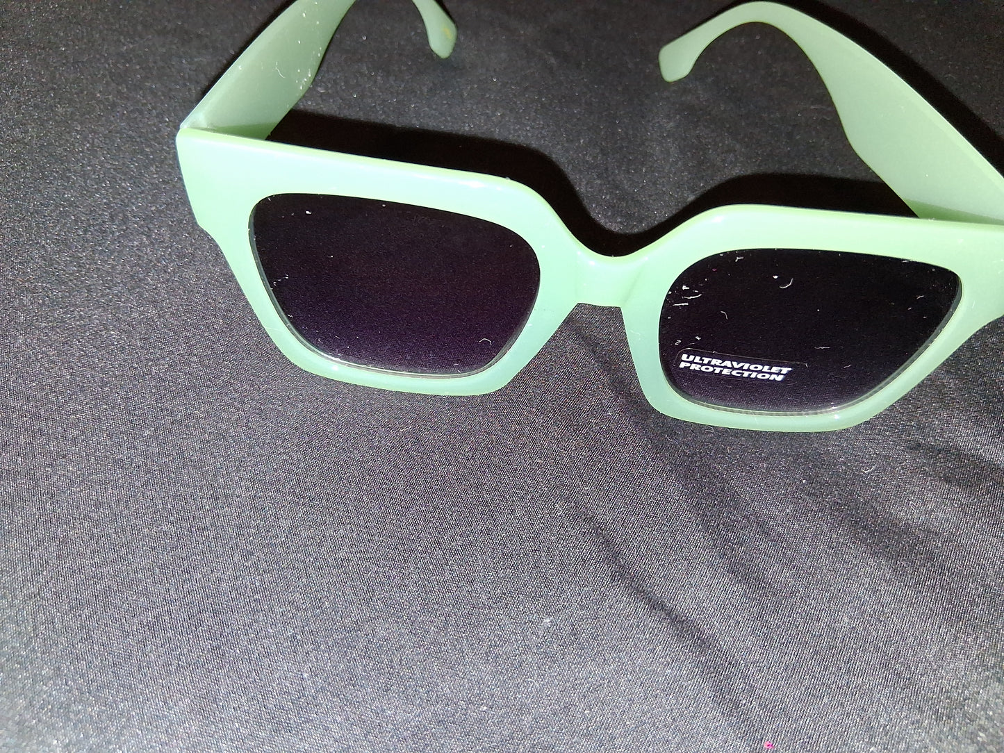 COCOMONEY GLASSES SUN GLASSES PLASTIC 🕶 comes with free gifts 🎁