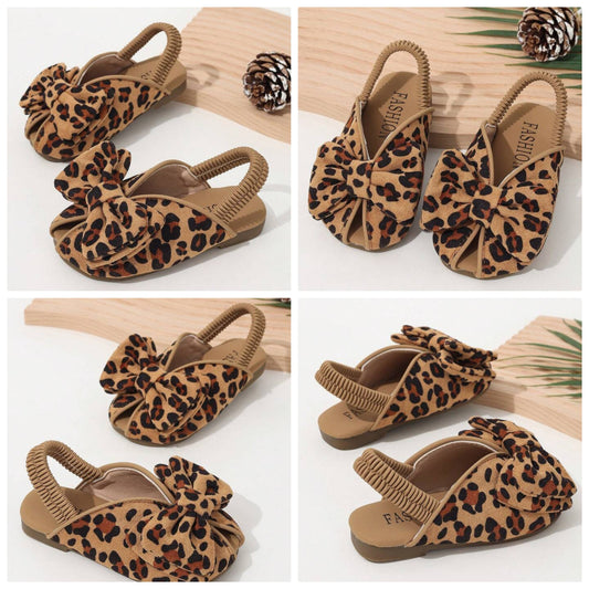 New Cute Children's Home Shoes For Spring And Autumn, 1-3 Year Old Baby Indoor Silent Soft Cloth Bottom Anti Slip Sneakers For Four Seasons