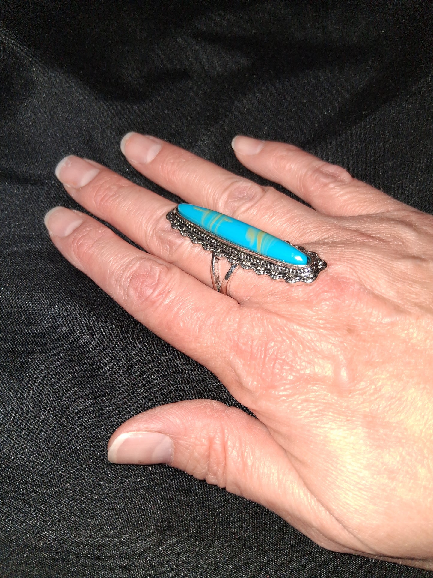Cocomoney ring costume jewelry size 9 to 10