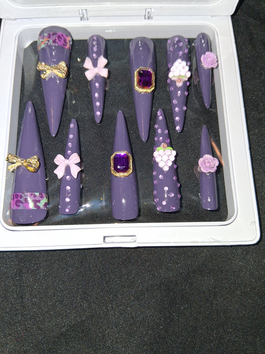COCOMONEY NAILS CUSTOM 1 OF 1 GLUE ON PRESS ON COMES WITH FREE GIFTS #p59
