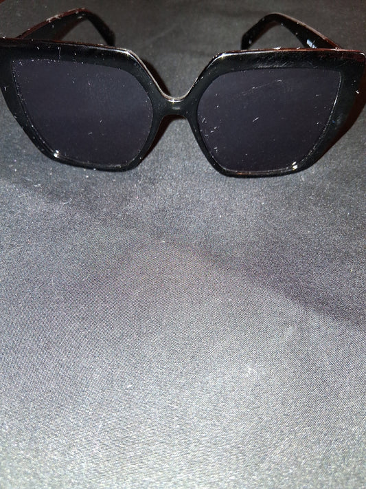COCOMONEY GLASSES SUN GLASSES PLASTIC 🕶 comes with free gifts 🎁