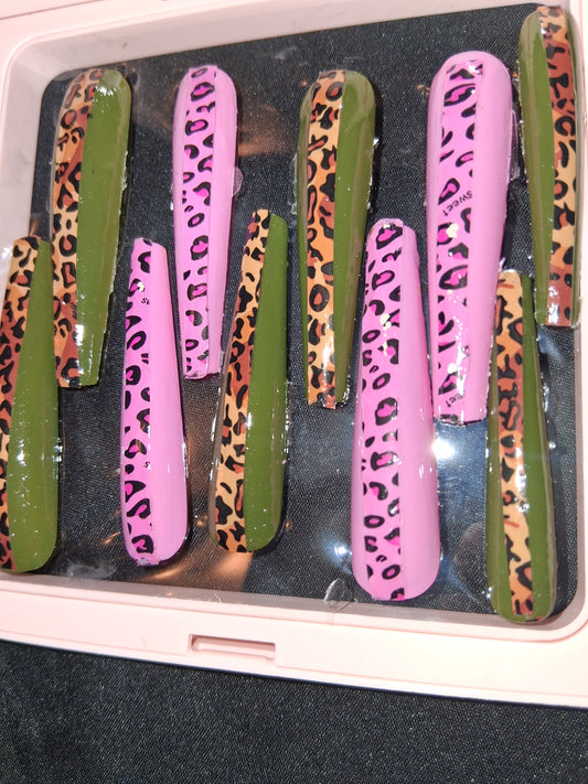 COCOMONEY NAILS CUSTOM 1 OF 1 GLUE ON PRESS ON COMES WITH FREE GIFTS #p29
