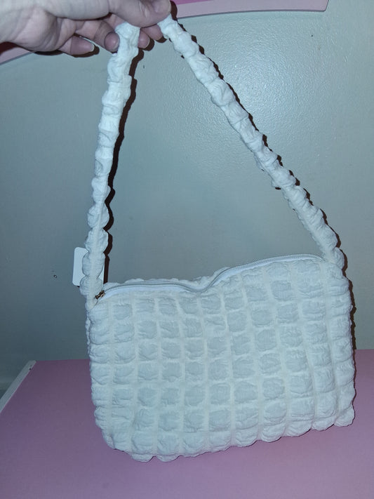 COCOMONEY HANDBAG WHITE 11 HALF IN BY 7HALF IN BY 3IN ONLY 1