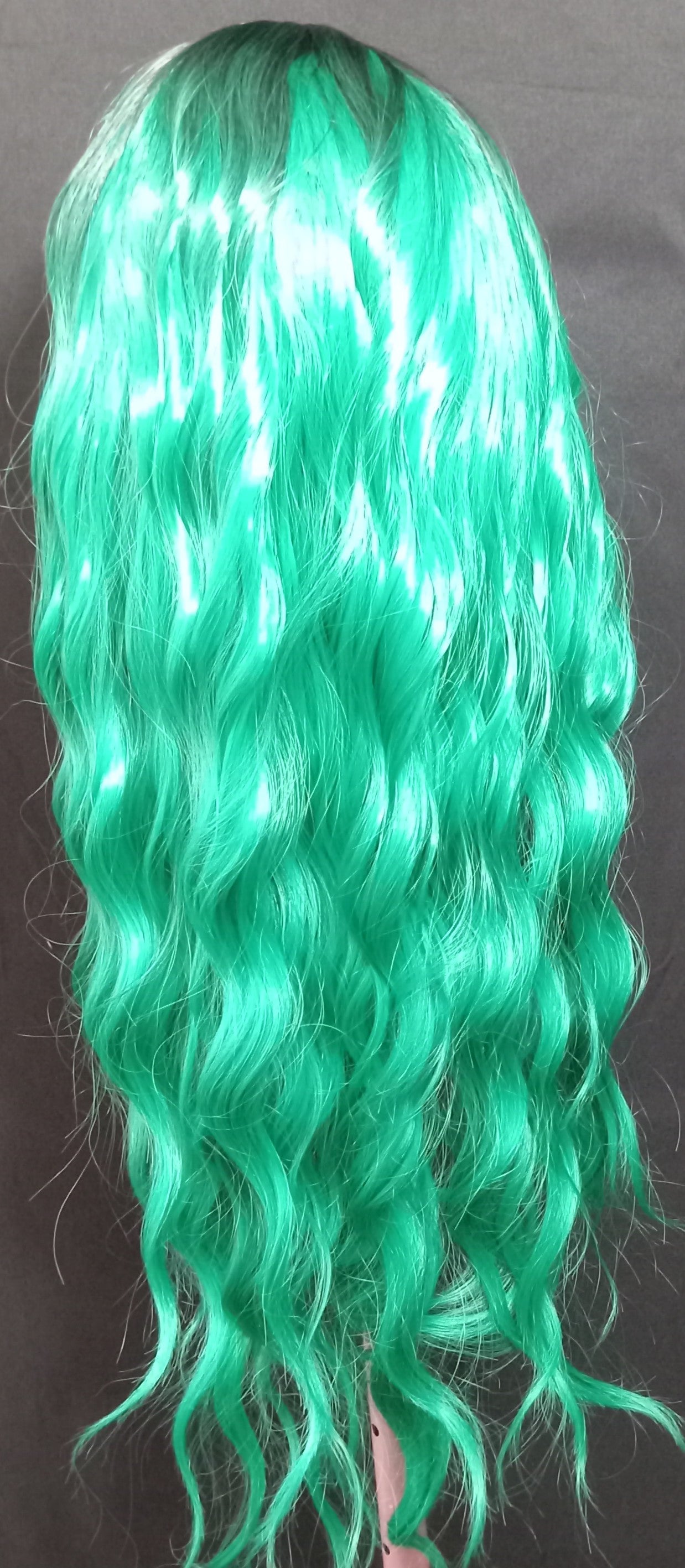 COCOMONEY WIG LONG GREEN ABSOLUTELY GORGEOUS