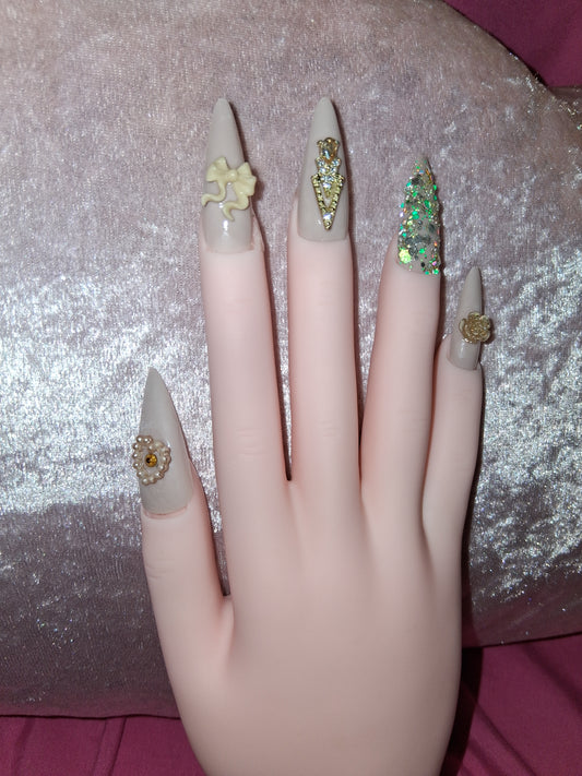 COCOMONEY NAILS CUSTOM 1 OF 1 GLUE ON PRESS ON COMES WITH FREE GIFTS #b75