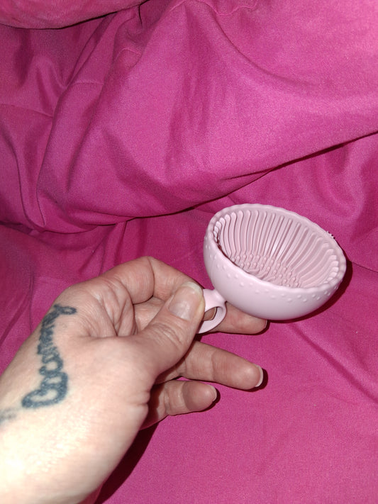 COCOMONEY CLEANER FOR MAKEUP BRUSHES