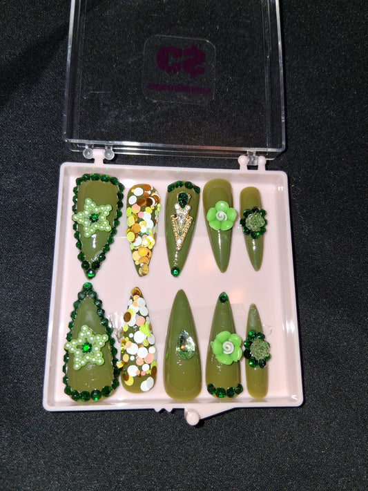 COCOMONEY NAILS CUSTOM ONE OF A KIND PIECES WITH NAIL BAG AND FREE GIFTS