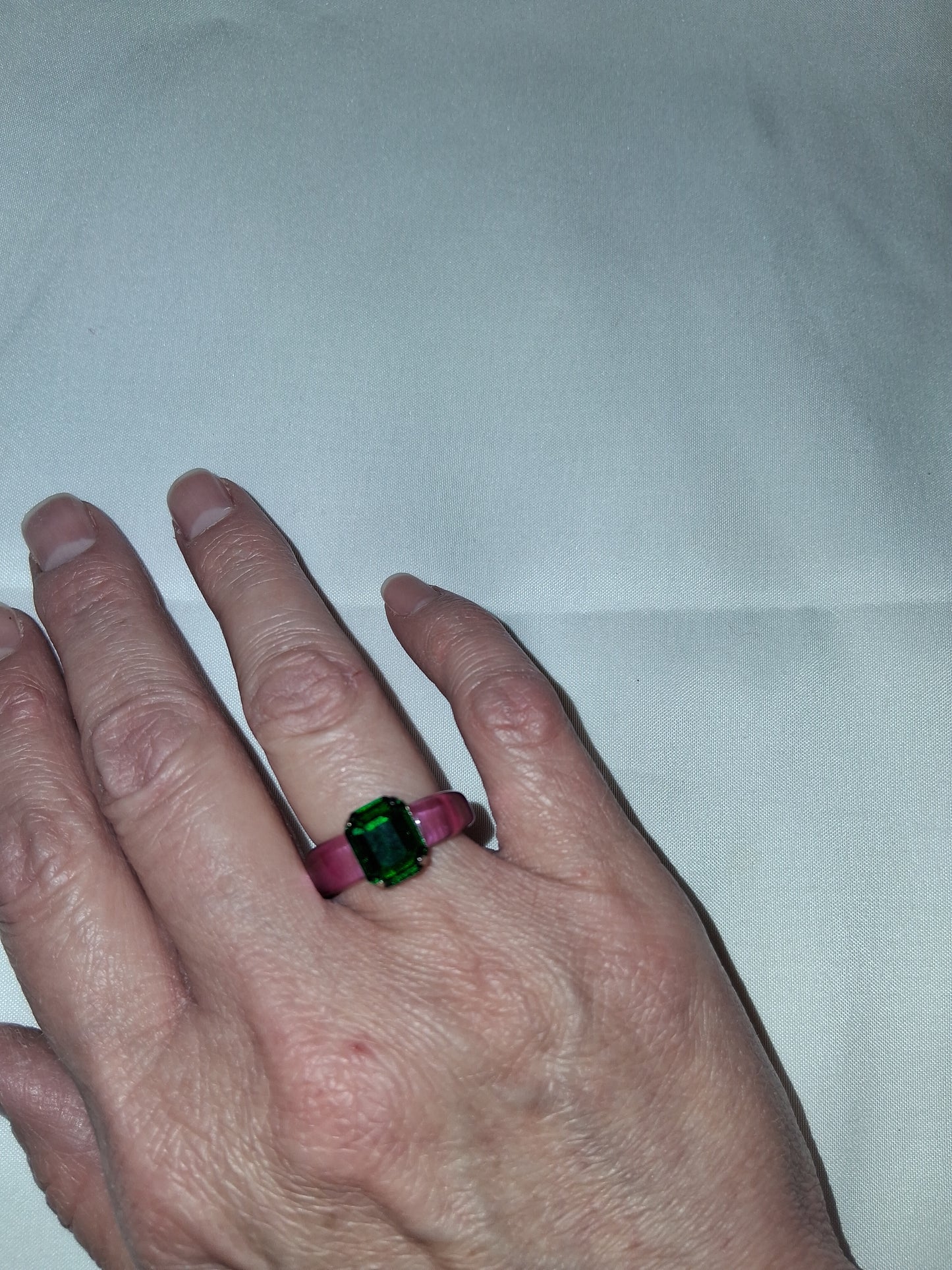 Pink Ring Size 7 COCOMONEY costume jewelry