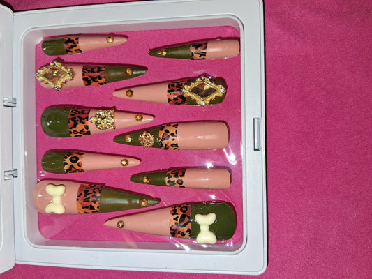 COCOMONEY NAILS CUSTOM 1 OF 1 GLUE ON PRESS ON COMES WITH FREE GIFTS #p31