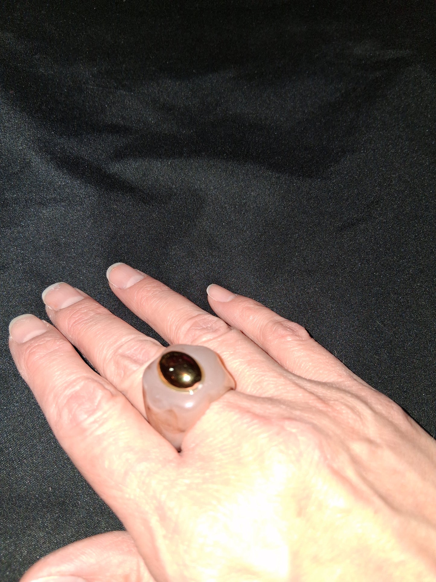 Cocomoney ring resin costume jewelry size 8