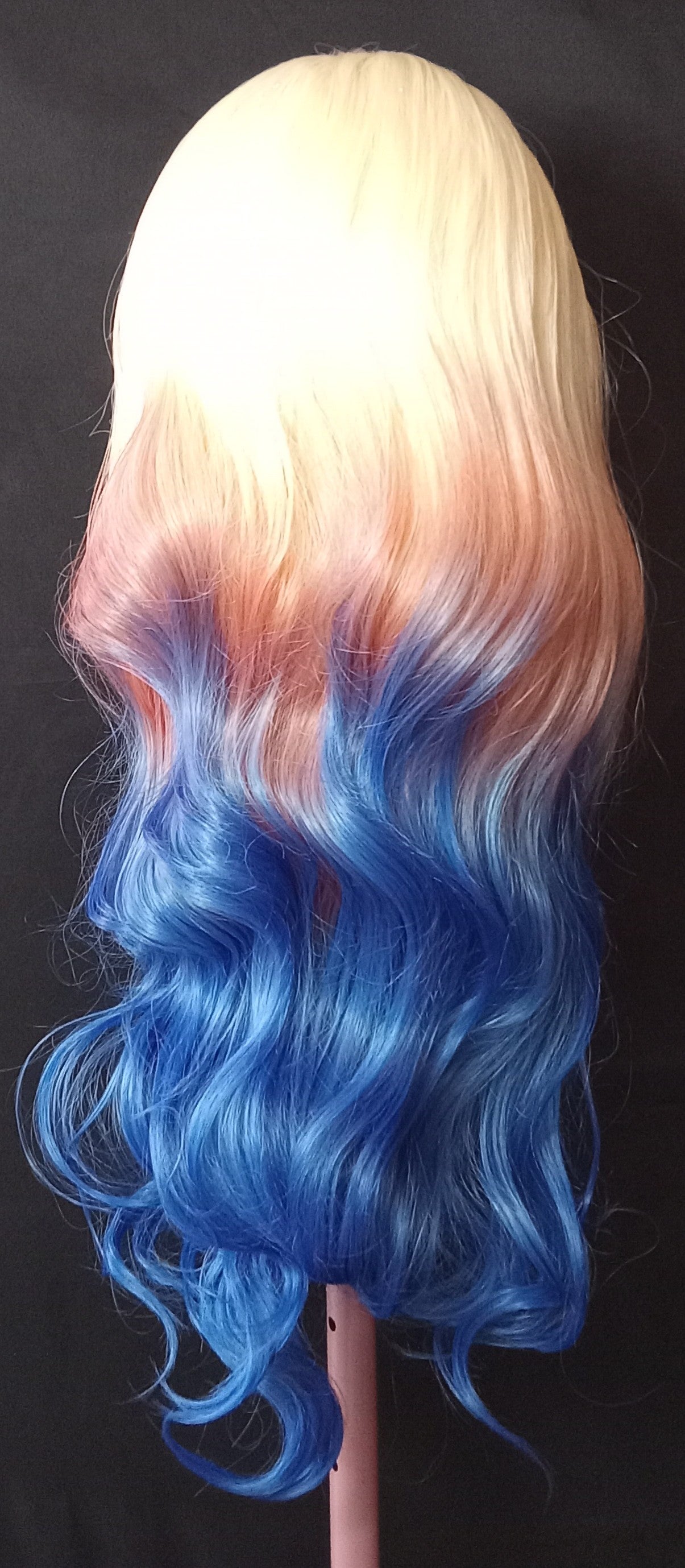 COCOMONEY WIG BLONDE BLUE PINK LONG WAVY SYNTHETIC