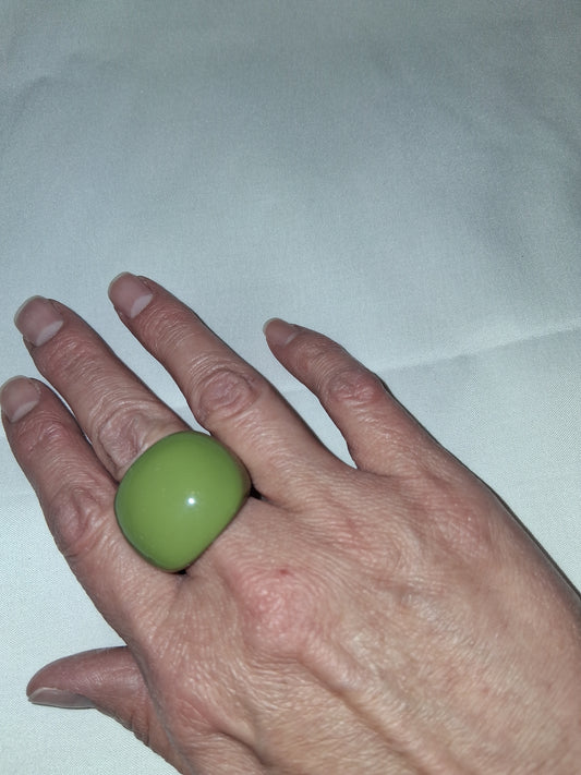COCOMONEY ring costume jewelry size 9